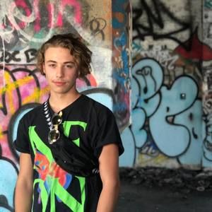 Meet your Posher, Samuel